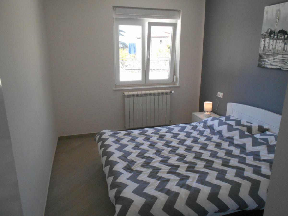 Apartment Laura Кострена Экстерьер фото